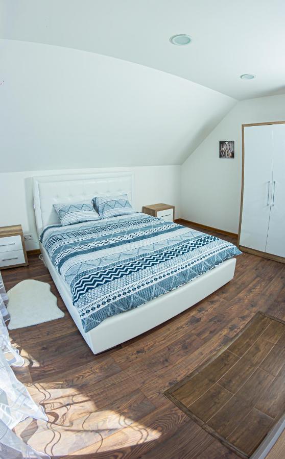 Holiday Home Lisica ชาเบลียค ภายนอก รูปภาพ
