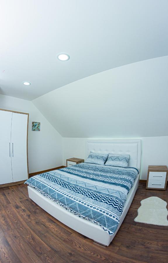Holiday Home Lisica ชาเบลียค ภายนอก รูปภาพ